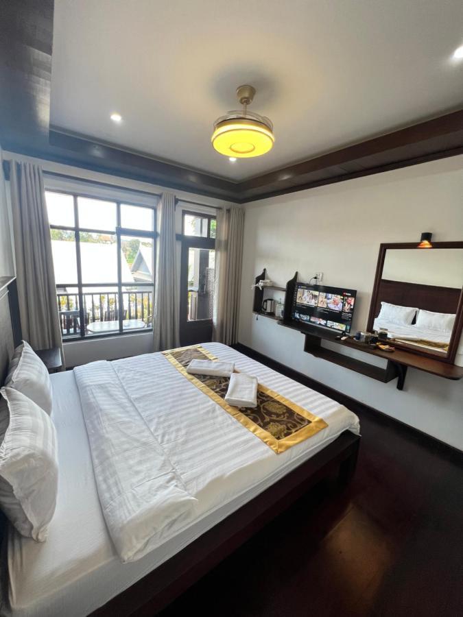 Namkhan Riverside Hotel لوانغ برابانغ المظهر الخارجي الصورة
