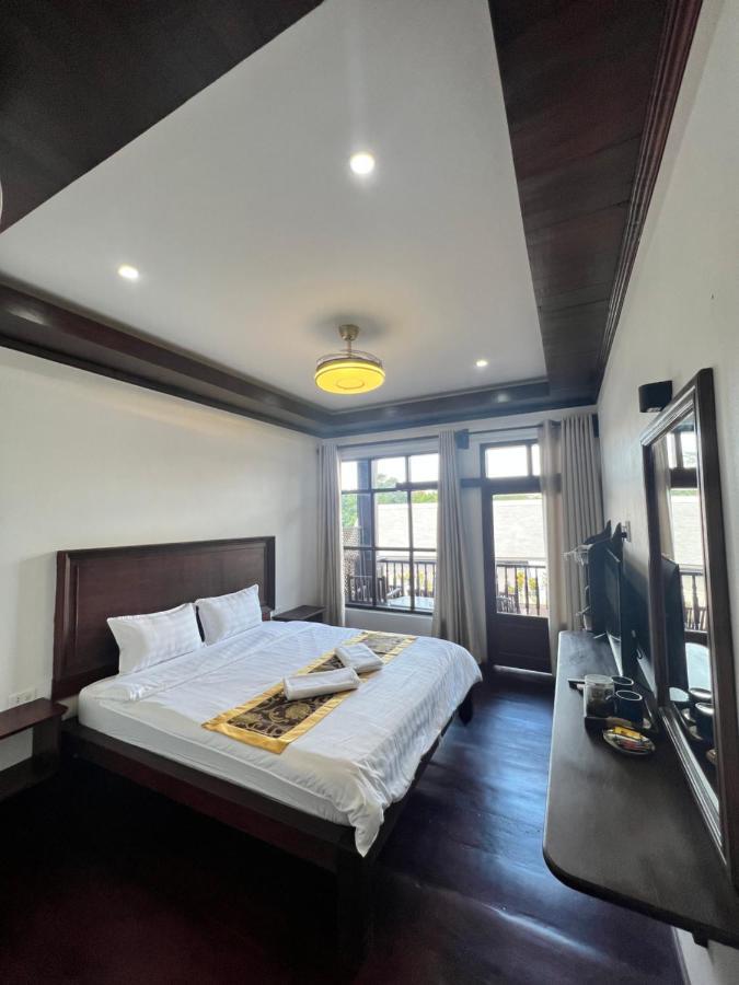 Namkhan Riverside Hotel لوانغ برابانغ المظهر الخارجي الصورة